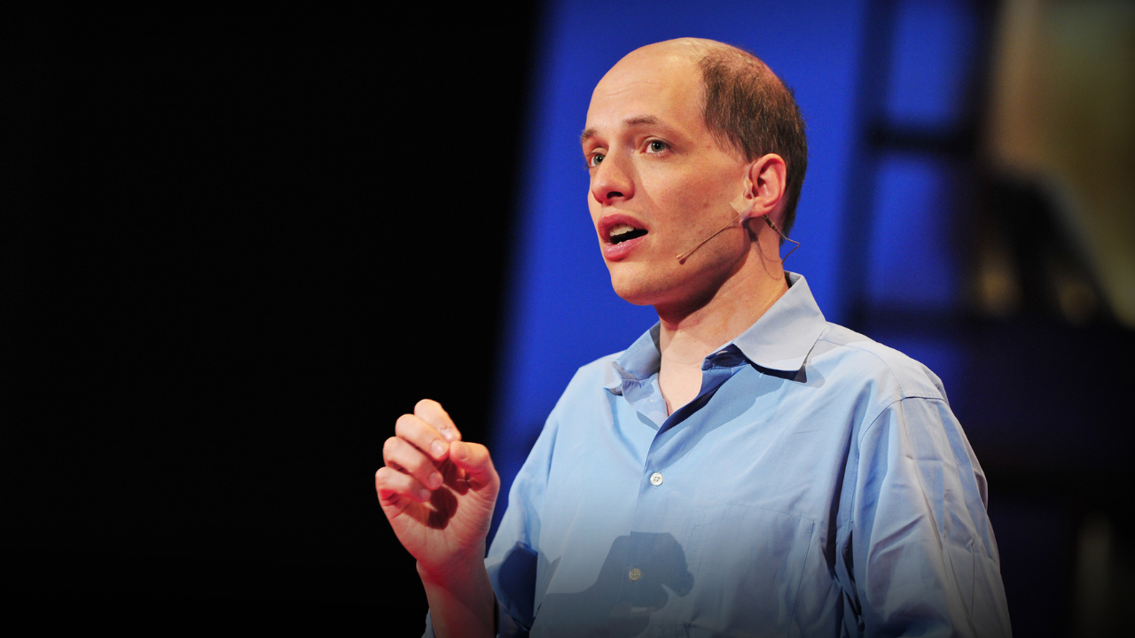 Meet The Author The Internet Can’t Stop Quoting for All The Right Reasons