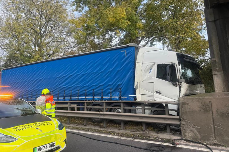 Man in Royal Stoke as HGV ploughs into M6 bridge