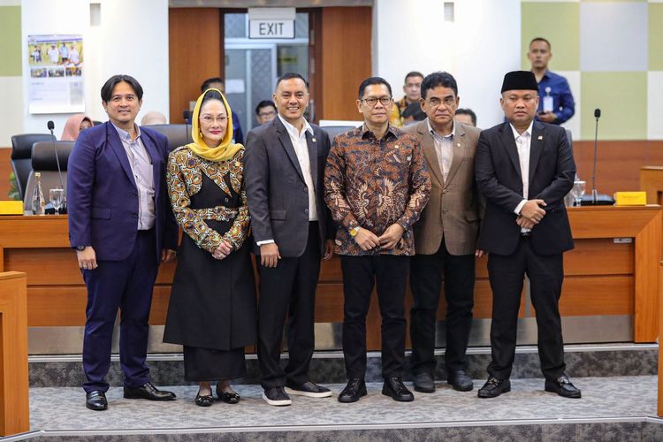 11 Warga Dipenjara Usai Pertahankan Tanah Adat, DPR Ingatkan Aparat Jangan Kriminalisasi Rakyat