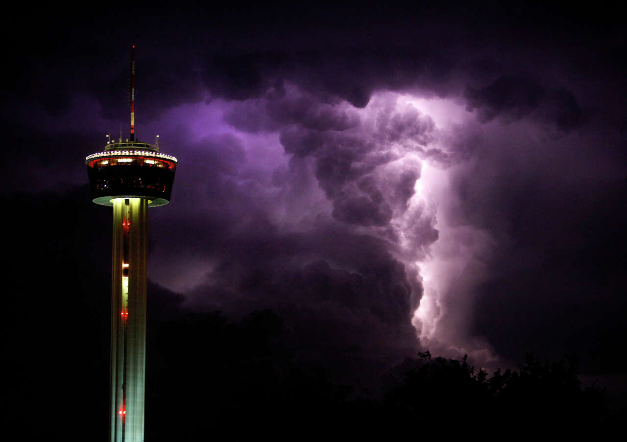 Two rounds of severe storms possible across Texas this weekend. Here