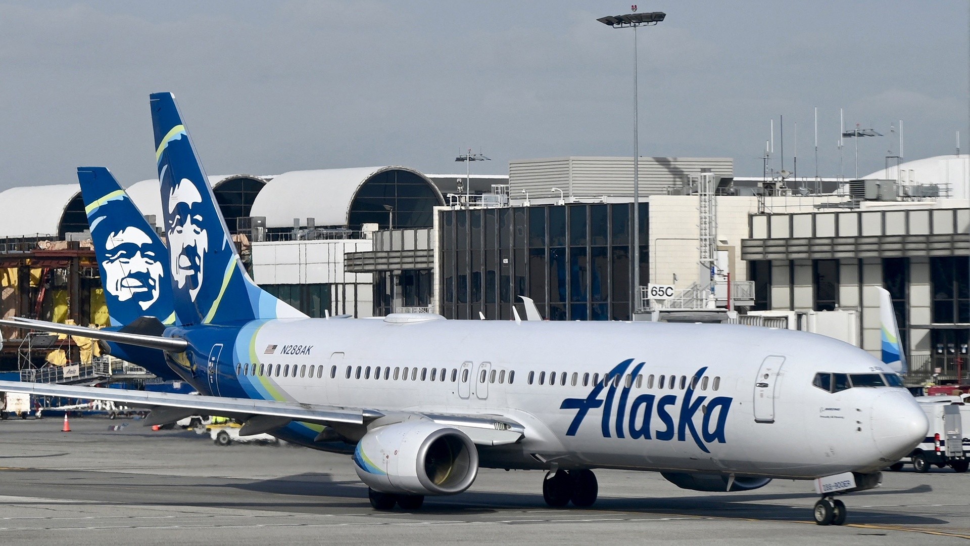 Tech Glitch Forces Alaska Airlines to Issue a Ground Stop