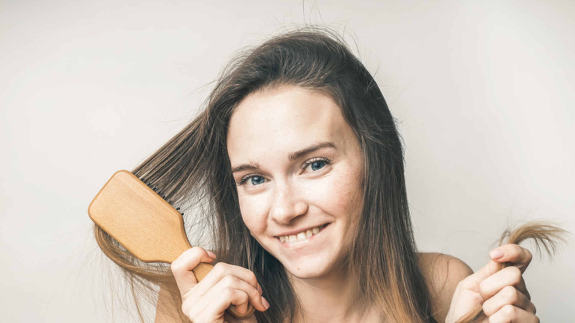Hair-Washing Mistakes Every Woman Should Skip