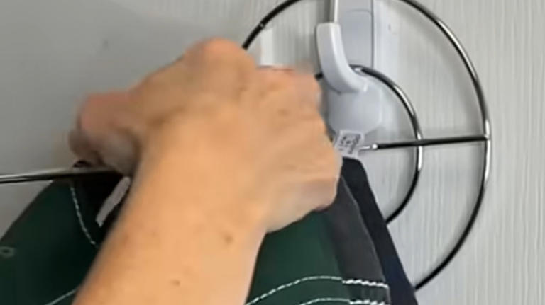 Maximize Small Closet Space With A Simple Dollar Tree Paper Towel ...