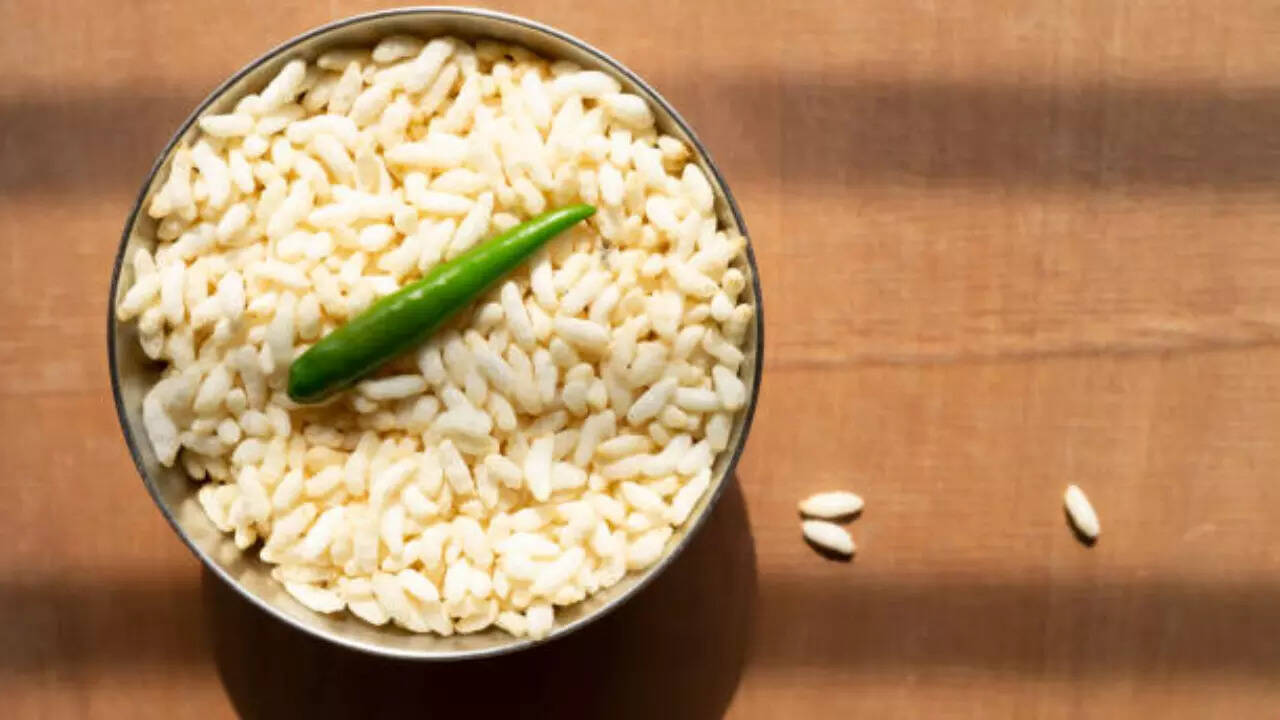 4 foods to combine with roasted chana for healthy snacking