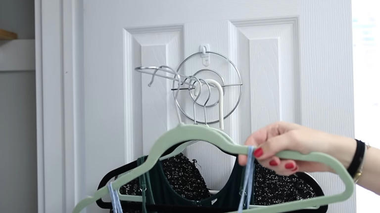 Maximize Small Closet Space With A Simple Dollar Tree Paper Towel ...