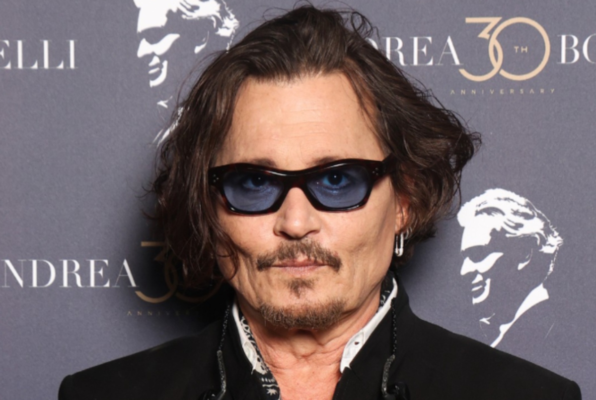 Τα φαντάσματα επιστρέφουν: Ο Johnny Depp σε μια σκοτεινή ...