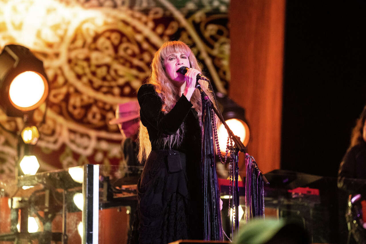 Stevie Nicks is performing Saturday in Hartford. Here's what to know.