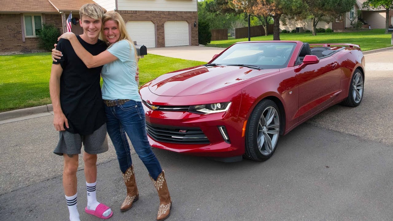 Surprising my mom with her dream car reaction