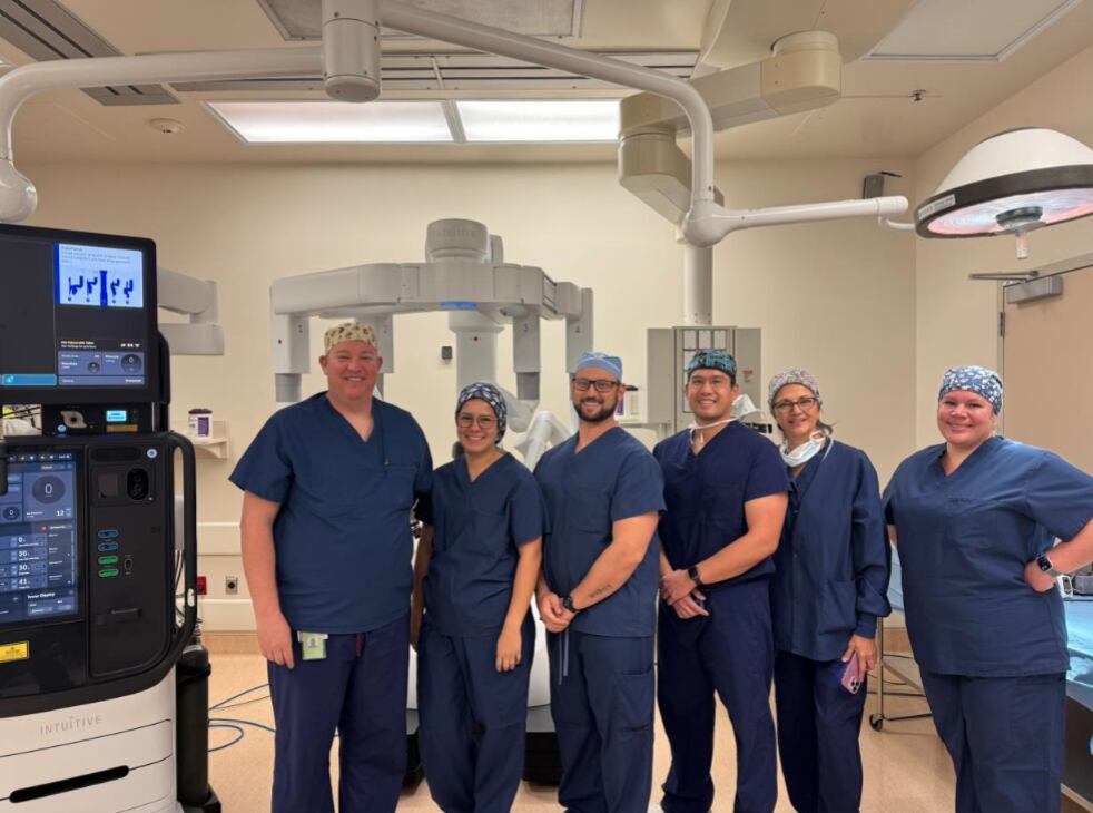 Galena Surgical Center completes first robotic assisted surgery
