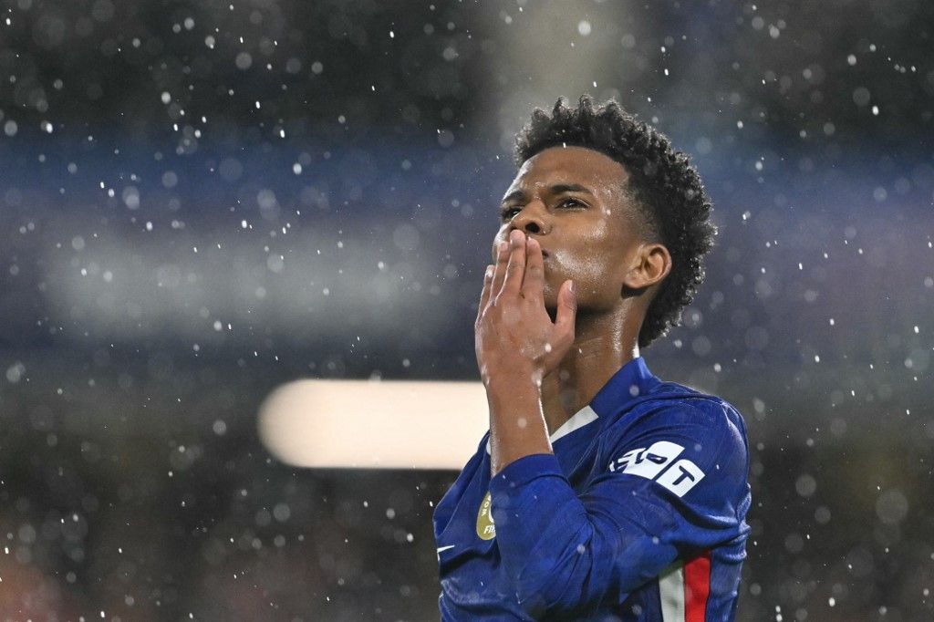 Pelatih Chelsea Prediksi Bintang Indonesia Bisa Lawan Yamal di Ballon d