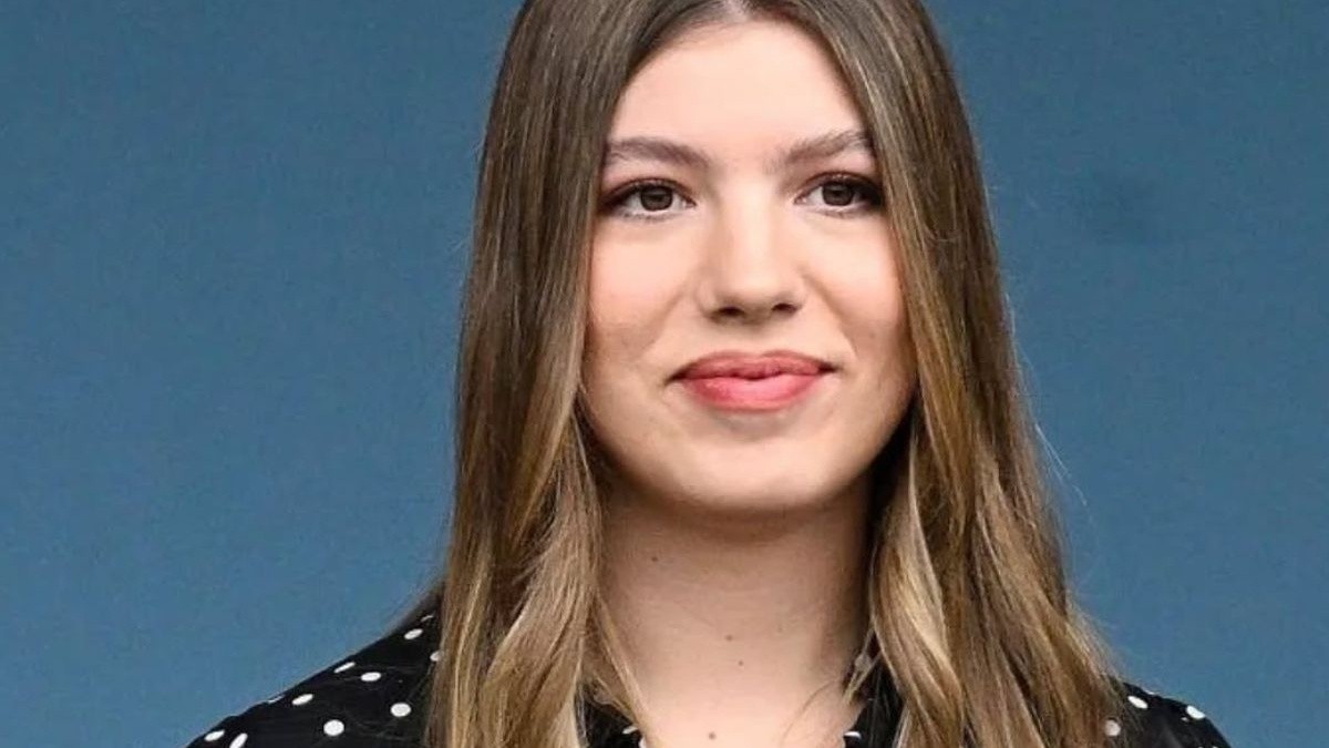 El salto sofisticado de la infanta Sofía: Su mono Hugo que redefine la ...