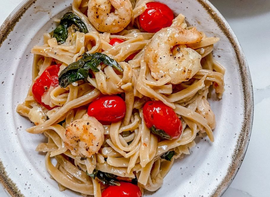 Fettuccine Udang dan Tomat, Rasa Italia yang Sederhana tapi Lezat