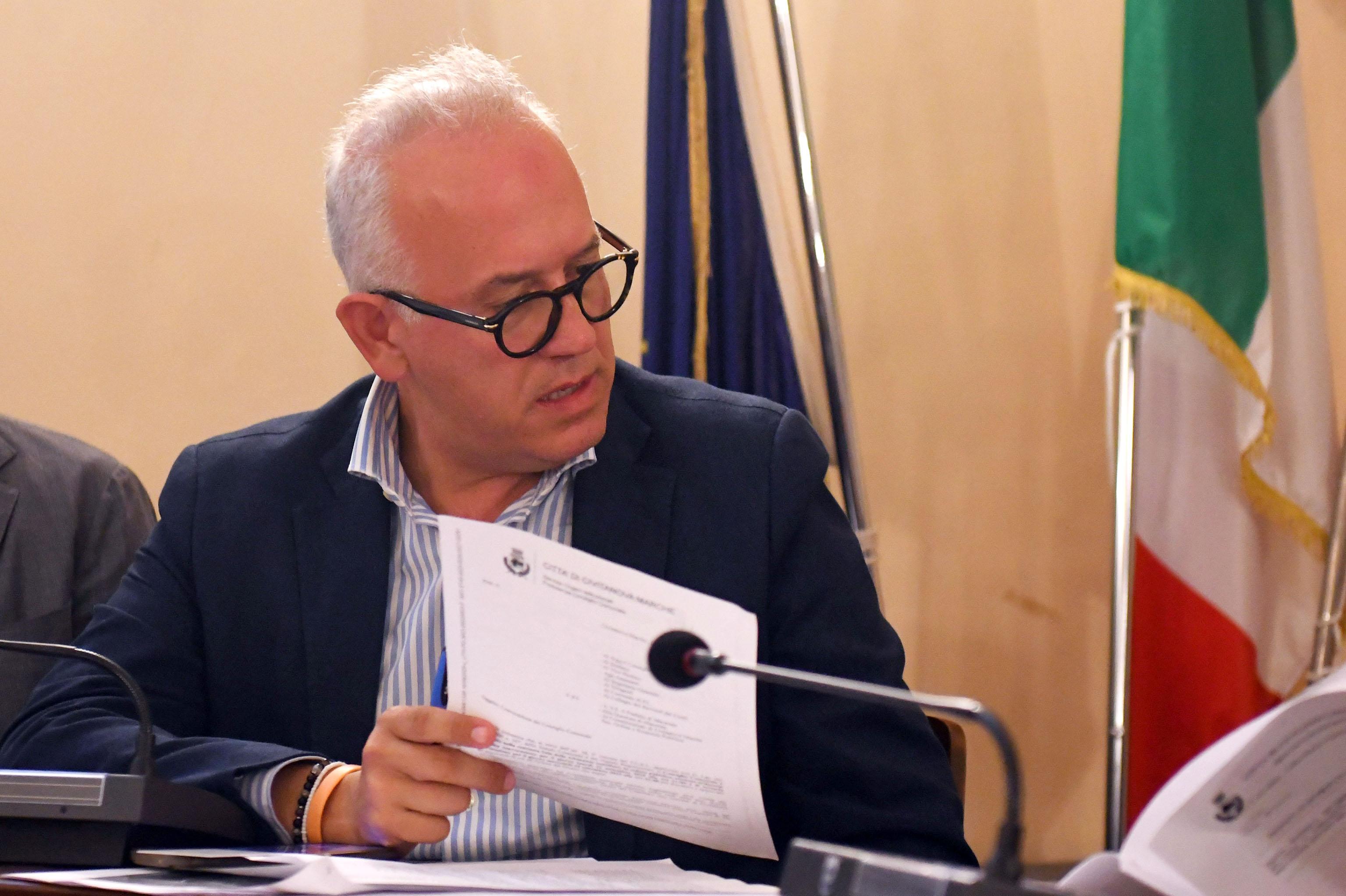 Rimpasto in giunta nelle Marche, Pantella e Tiberi in pole