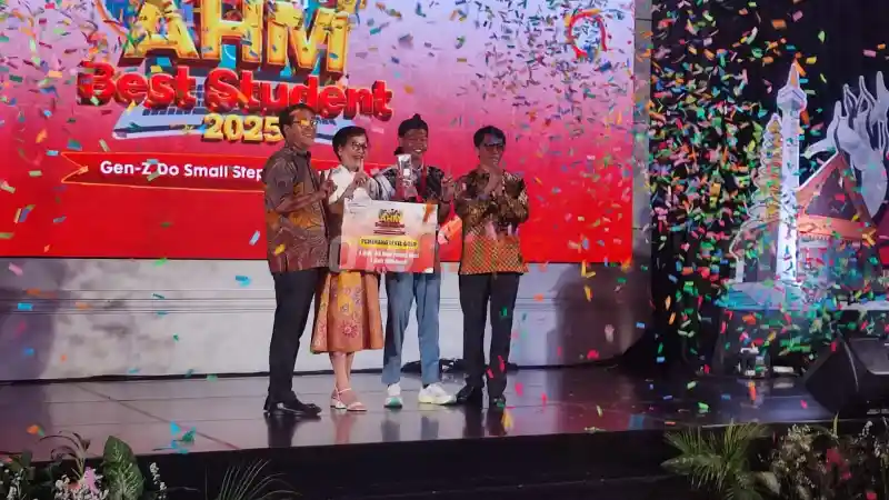 Honda Beat Jadi Hadiah untuk Pemenang AHM Best Student 2025