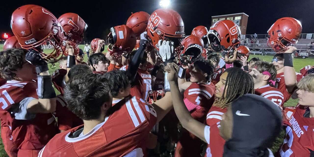 Jacksonville routs Lincoln 77-0 to become playoff eligible on Senior Night