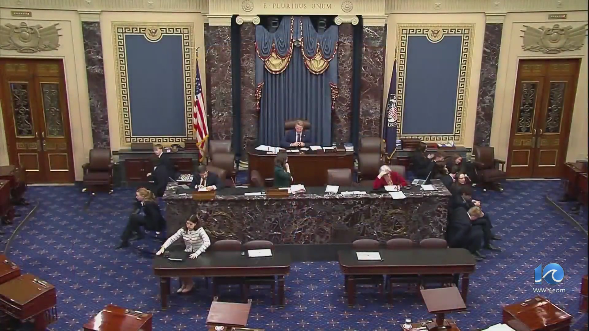 Senate fails again to pass bill to fund government