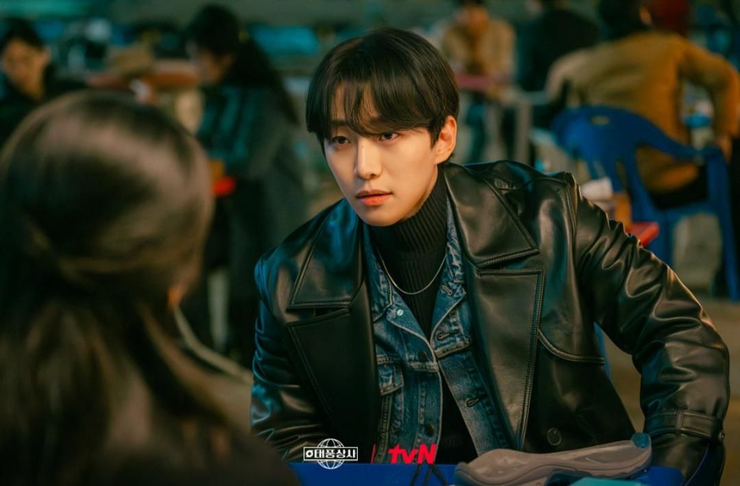 Mengapa Kang Tae Poong Butuh Mentor di Typhoon Family? Jaringan Penting!