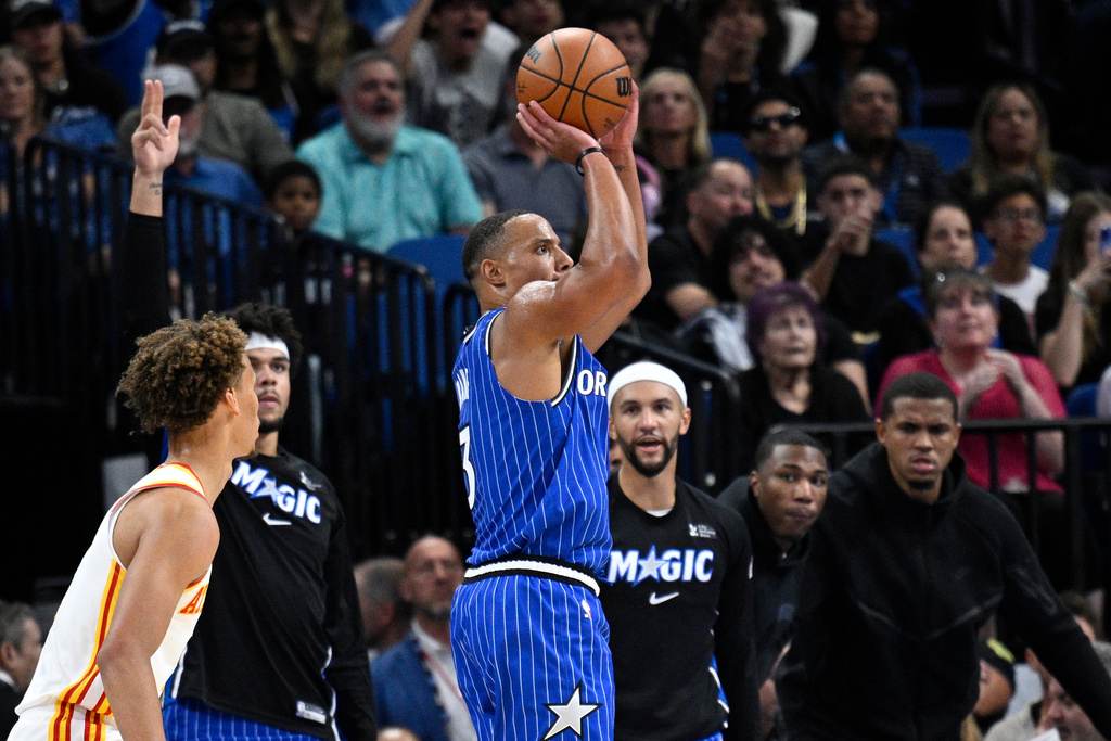 Trae Young scores 6 points in final 46 seconds to lead Hawks past Magic