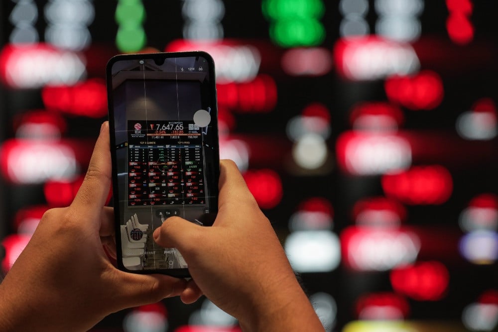 Daftar 10 Saham Terperosok Minggu Ini, DWGL, MLPT hingga HRTA Turun Tajam