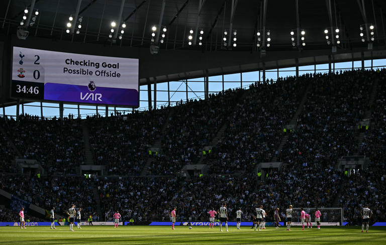 Premier League table without VAR: Where Man Utd, Sunderland and Chelsea ...