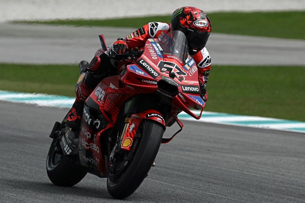 Hasil Kualifikasi MotoGP Malaysia 2025: Bagnaia Pole Position, Bezzecchi Gagal Masuk Q1