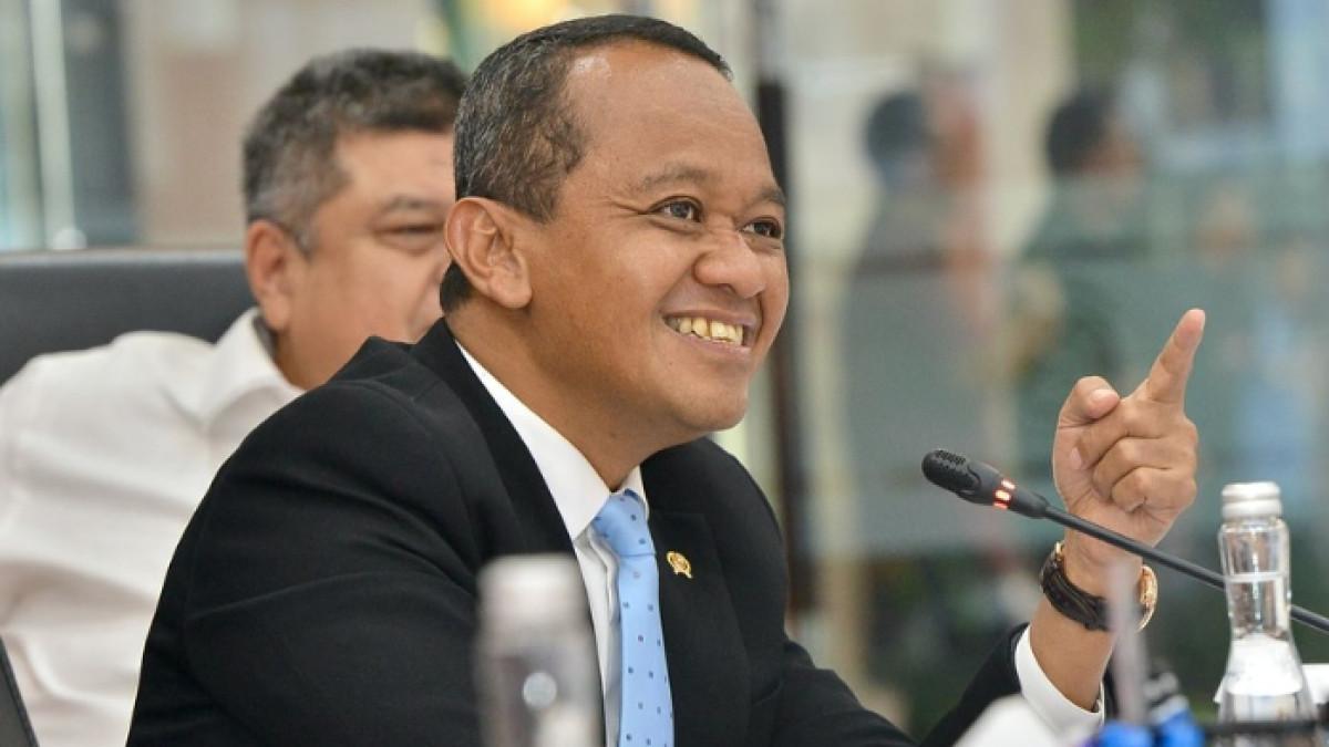 Menteri Bahlil Disebut Sering Dihina Sejak SD, Fotonya Jadi Meme