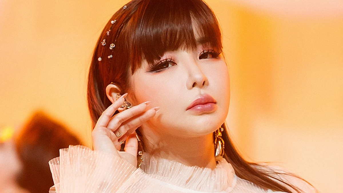 Park Bom Gugat YG Entertainment, Nilai Tuntutan Rp52.000 Triliun