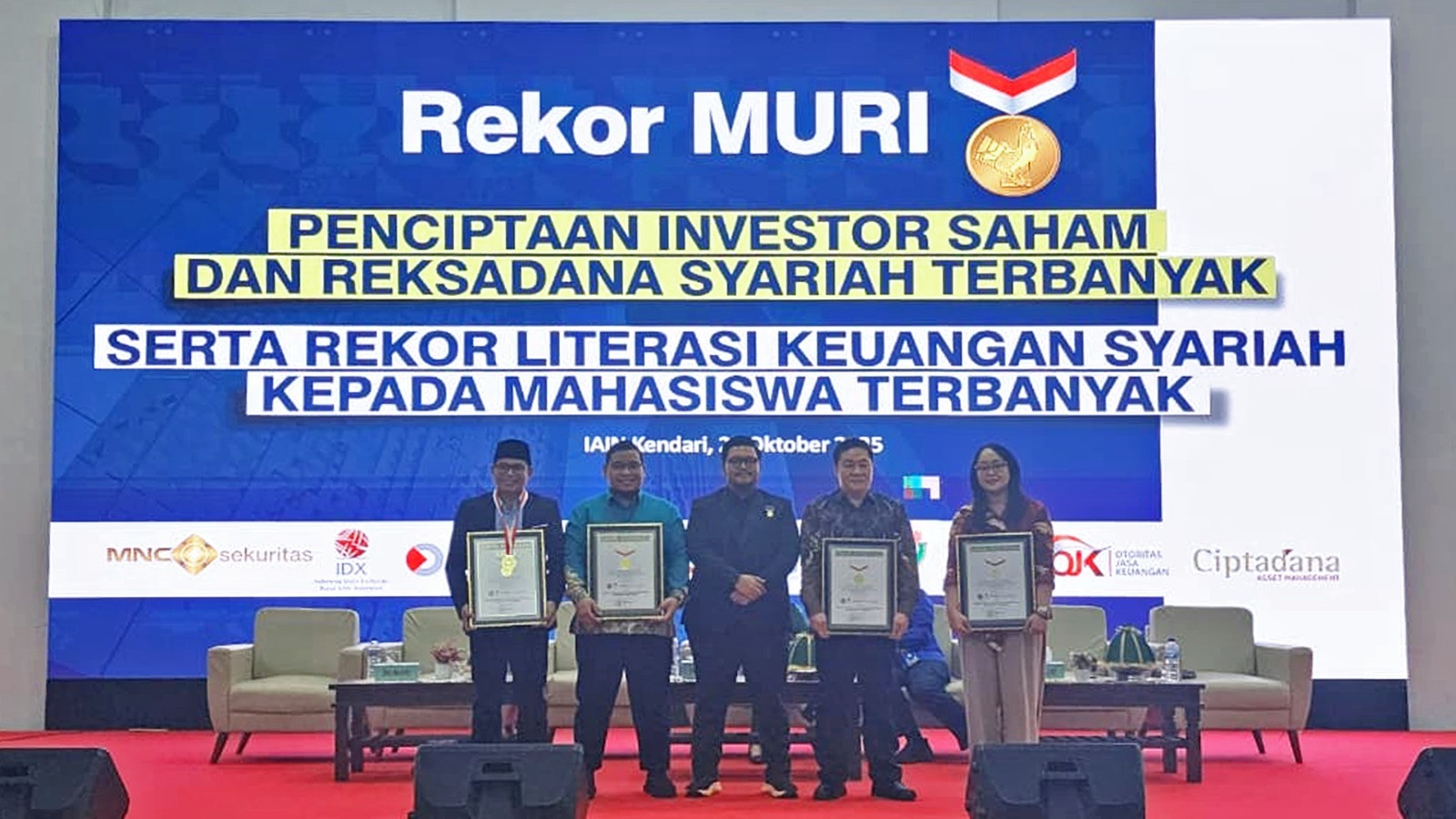 BEI, MNC Sekuritas, dan IAIN Kendari Pecahkan Dua Rekor MURI