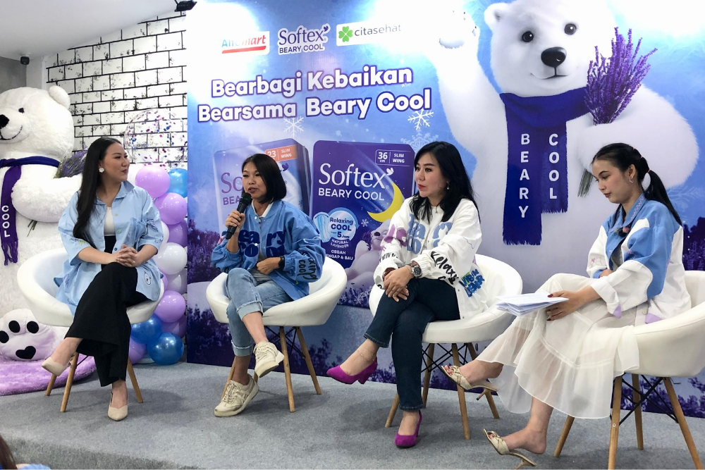 Softex & Alfamart Hadir untuk Membangun Toilet Sekolah yang Bersih 4 AA1P9tth