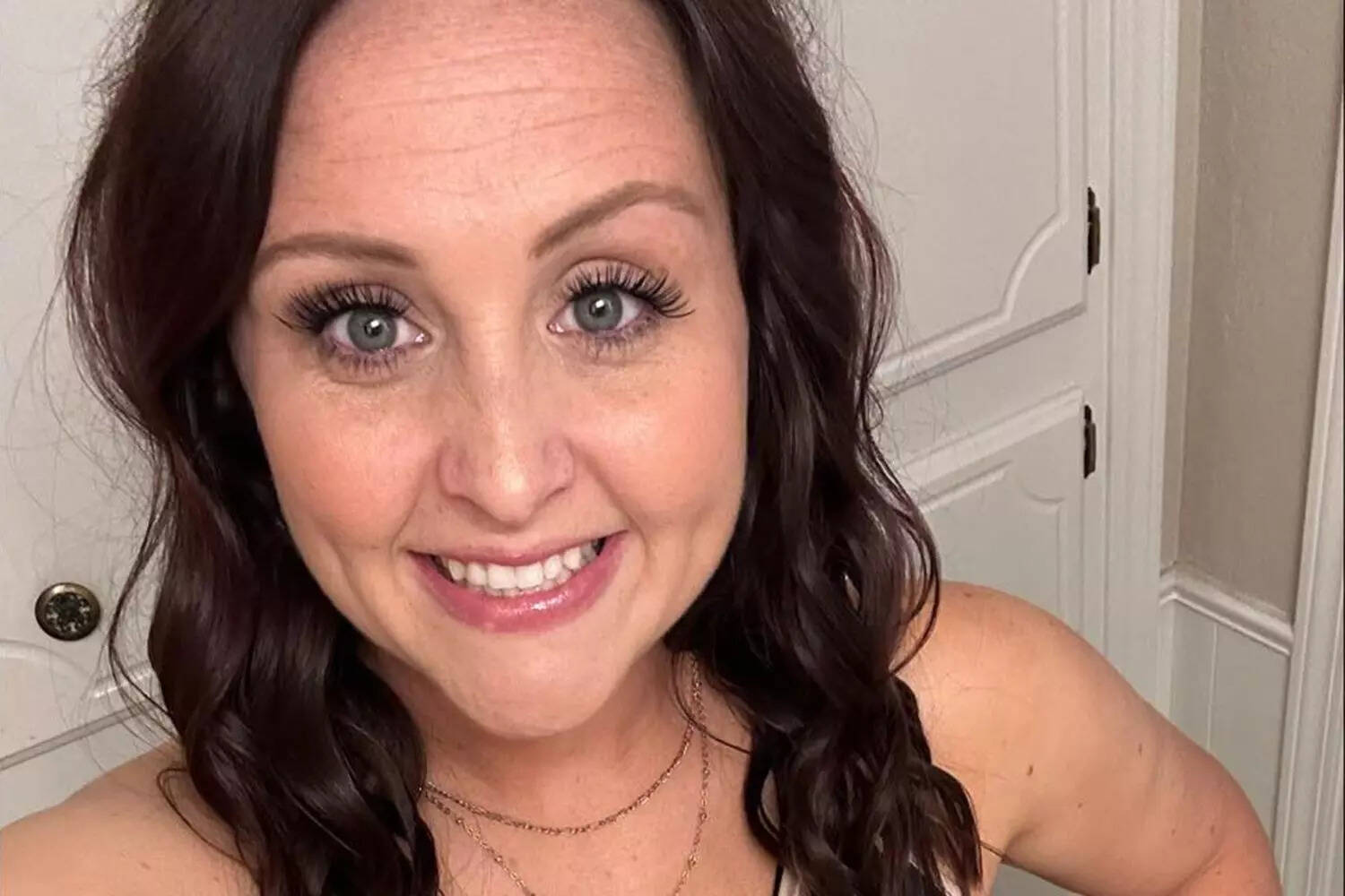 Oklahoma teacher dies two years after being served margarita mixed with(00)