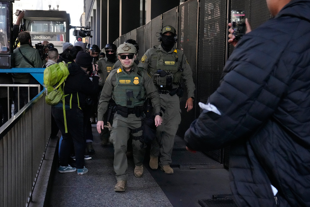 Court says Border Patrol official won't have to brief judge on Chicago ...