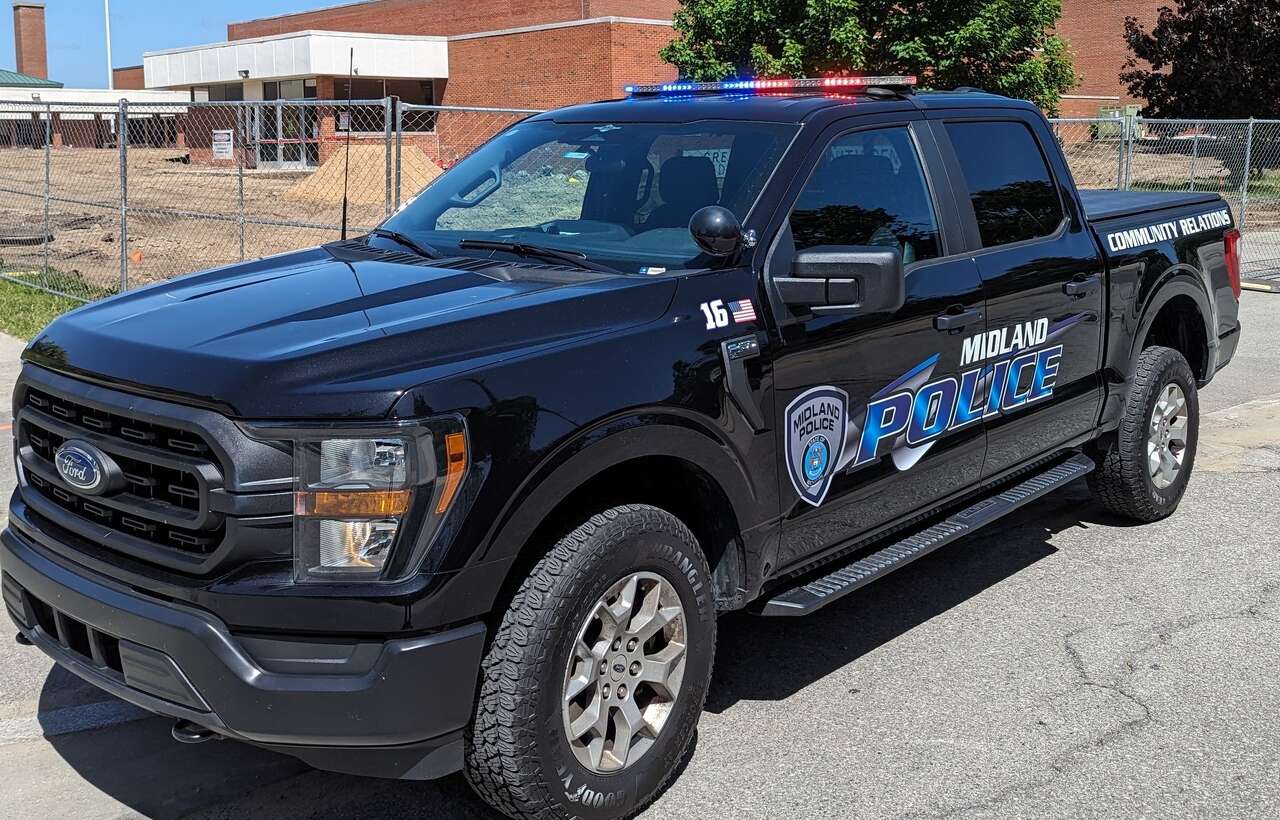 Teen girl turns herself into police in connection with fatal crash<br><br>