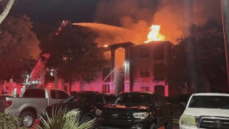 Destin apartment fire leaves 70 residents displaced as crews ...