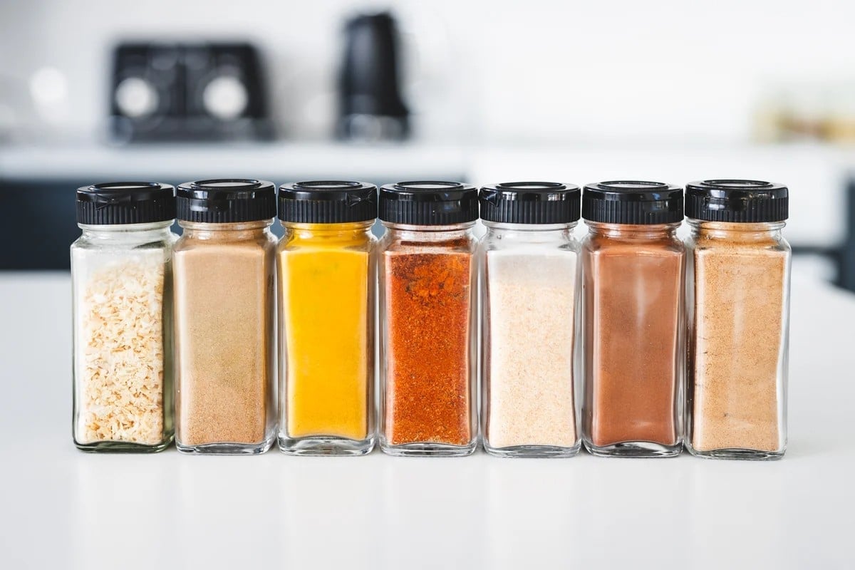 'I finally learned why my spices keep clumping, and I can't believe I ...