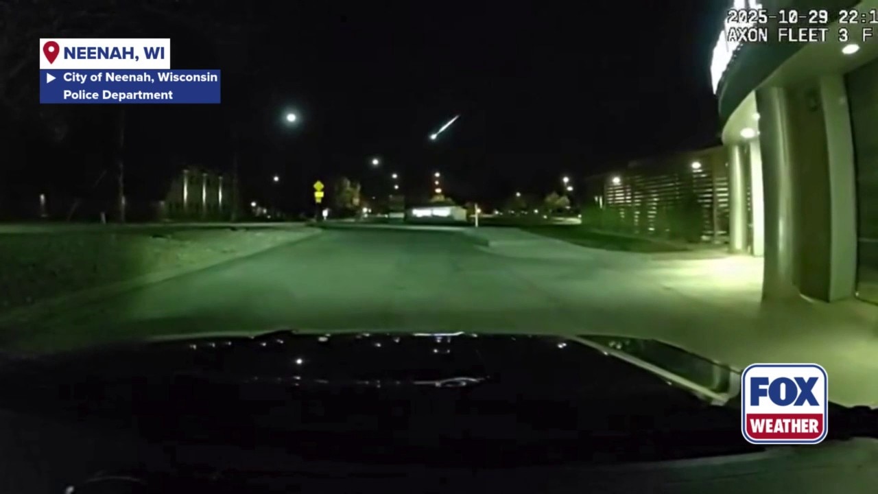 Watch: Wisconsin police officer's dash camera captures meteor streaking ...