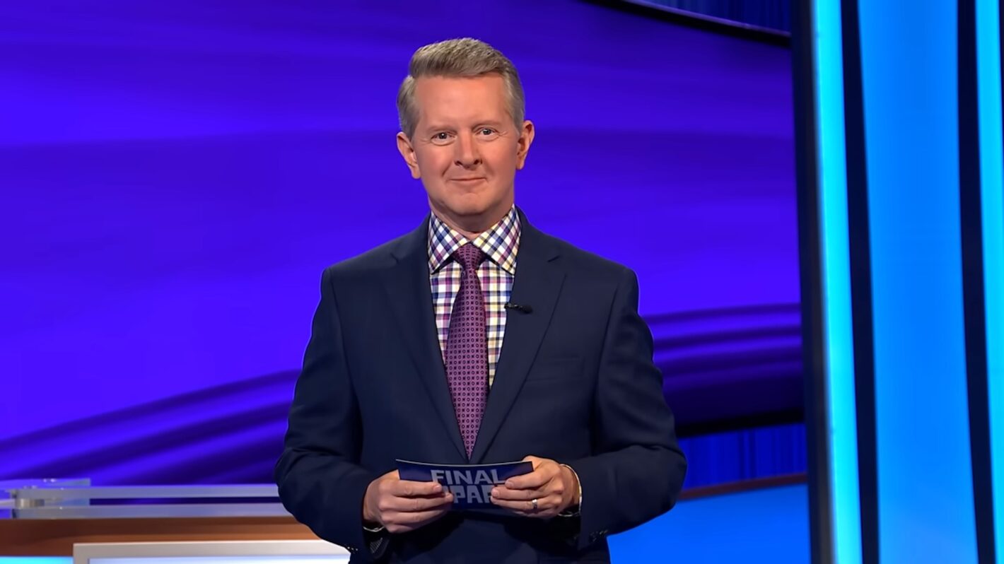 Jeopardy!' host Ken Jennings makes bold political statement — fans react