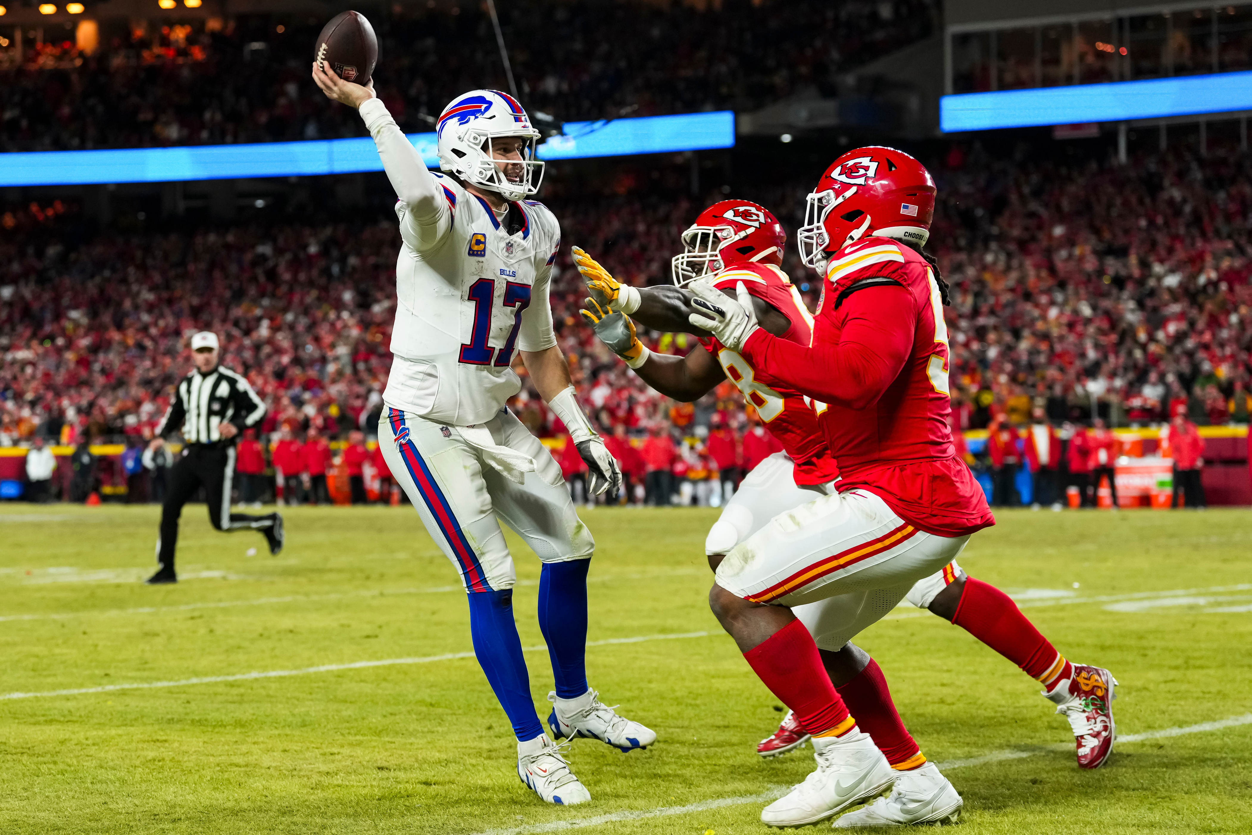 How to Buy Chiefs vs Bills Tickets: Shop the Best Seats for Sunday’s ...
