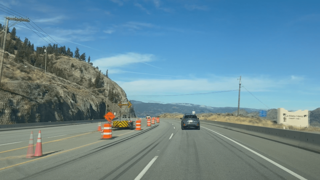Work resumes at Highway 97 rockslide site near Summerland, B.C.