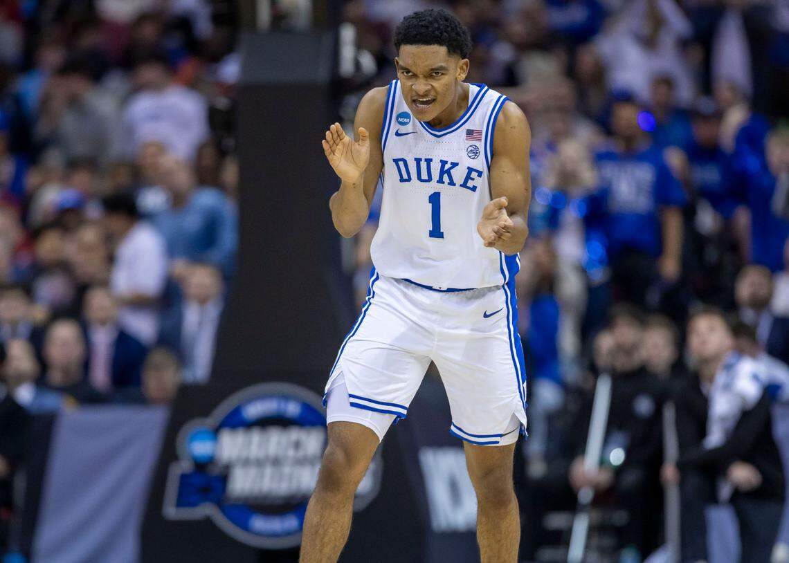 Caleb Foster stayed with Duke basketball when leaving was the easy way out