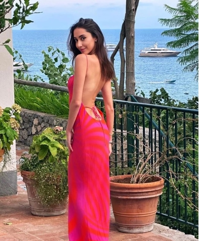 Đời sống xa hoa của người tình cựu CEO Google