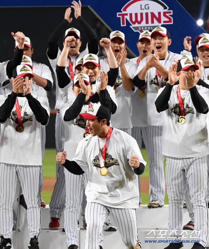 Oh Jihwan of LG Twins roars