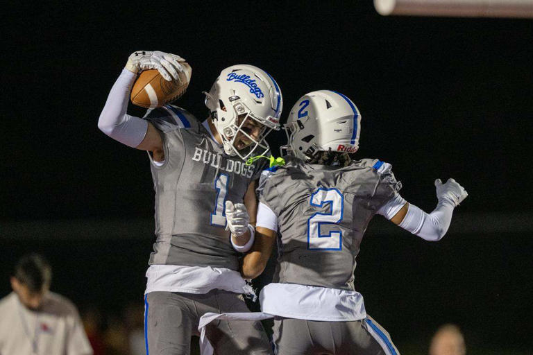 Folsom extends section win streak to 42. Now it seeks a section five-peat