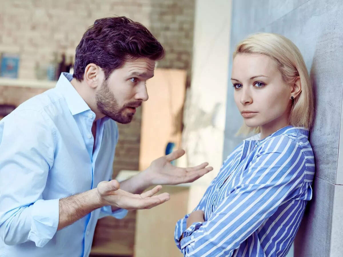 What does ‘Pocketing’ mean in a relationship?