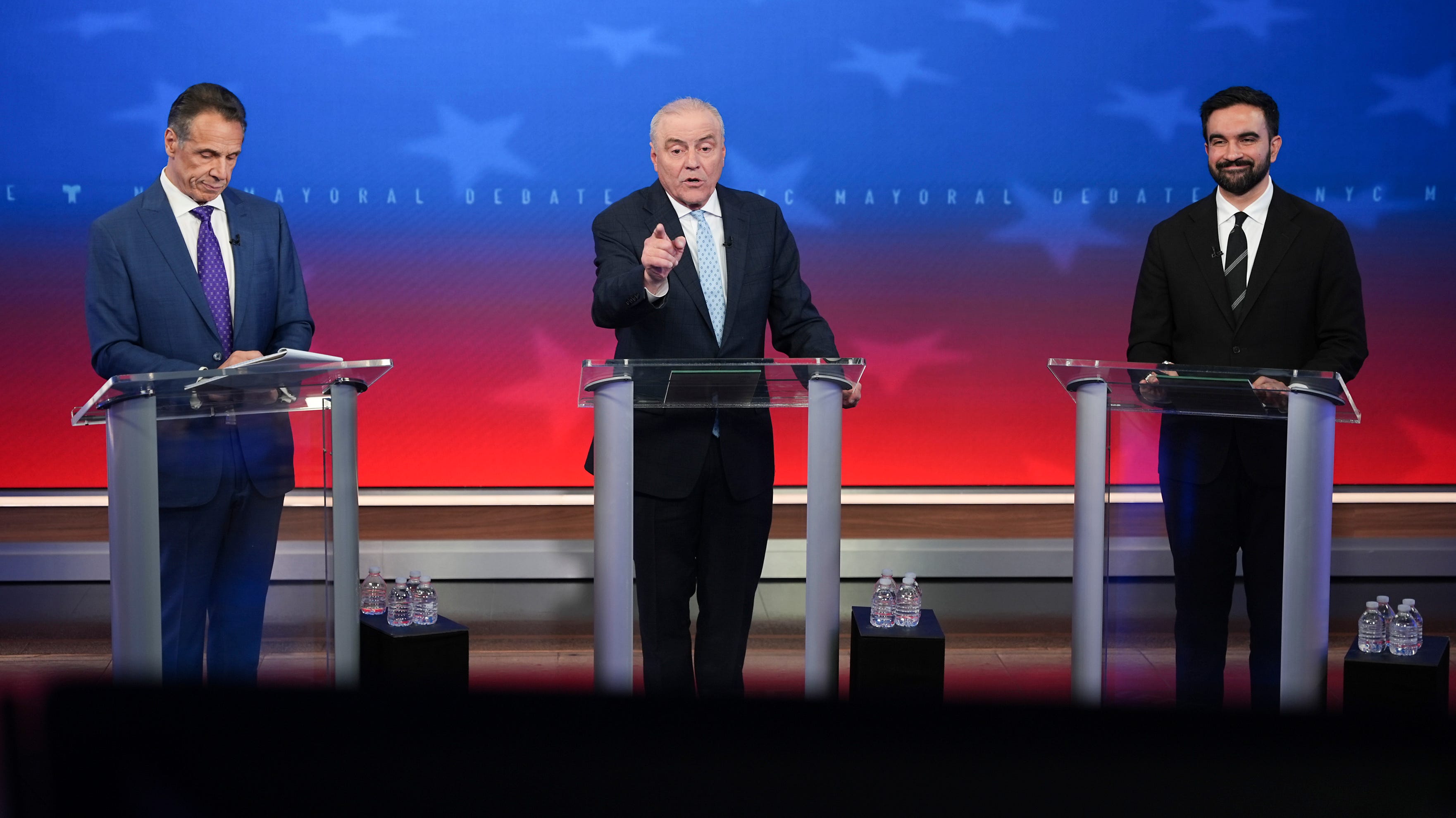 AA1PBVls Mitch Albom: Detroit and NYC Choose Mayors in Contrasting Moods