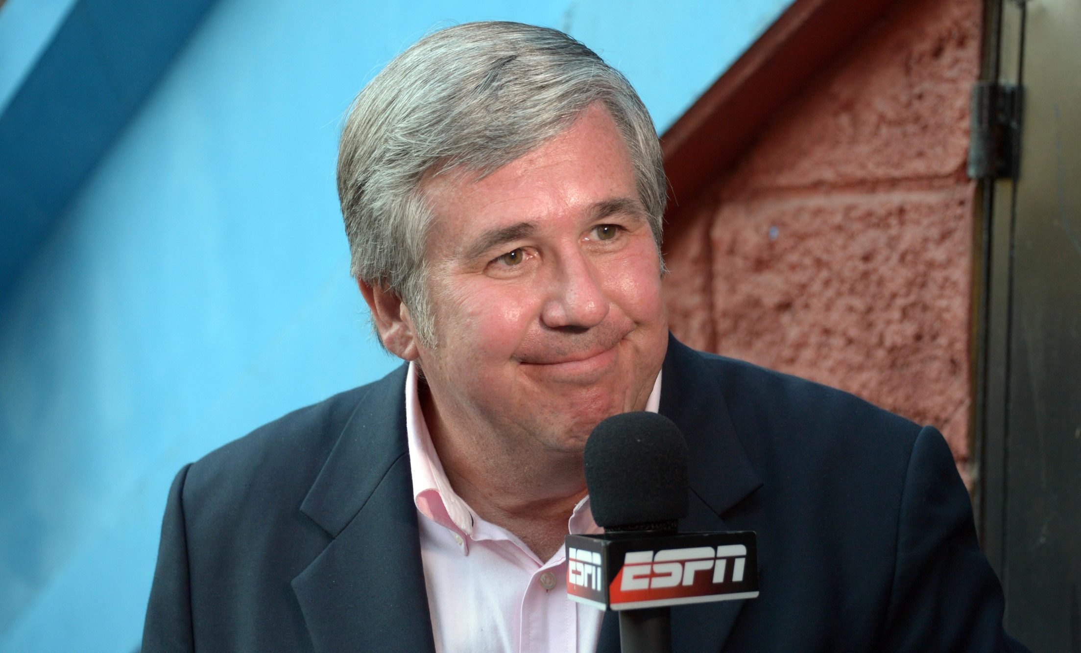 Former ESPN reporter defends journalism
