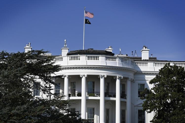 États-Unis : la Maison Blanche restreint l’accès des journalistes à son ...