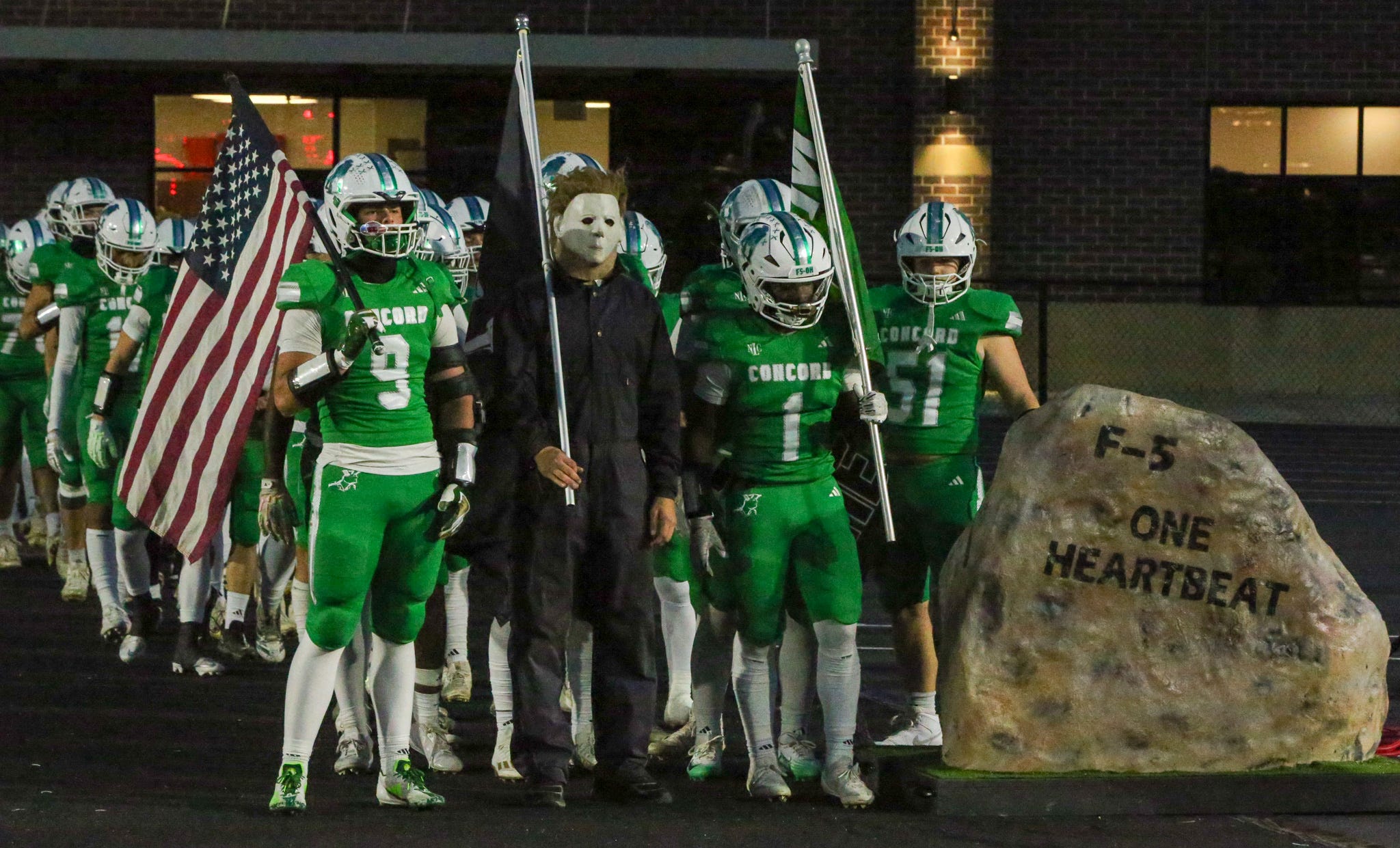 Concord football avenges 2024's season-ending loss to Warsaw with ...