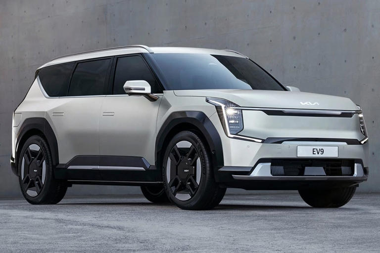 Kia EV9 vs. Hyundai IONIQ 9: How Two Electric SUV Siblings Took ...