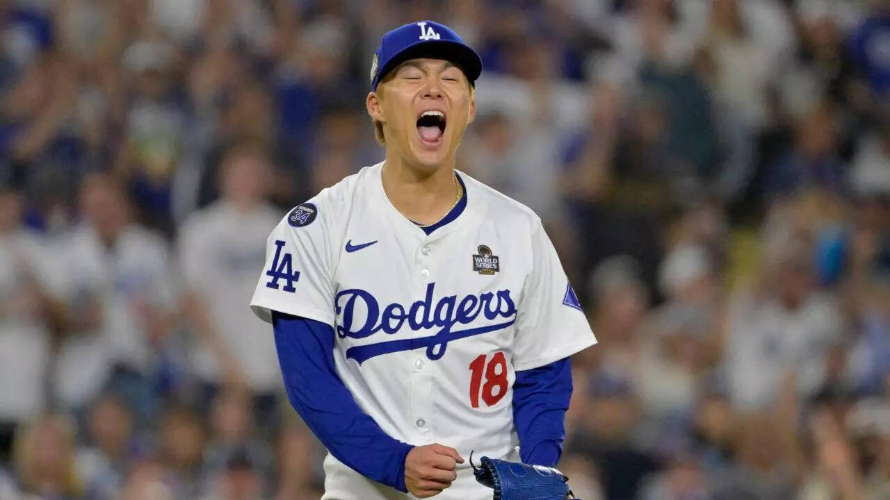 Is Yoshinobu Yamamoto dating anyone in 2025? Here's what you need to know  about Dodgers superstar's personal life
