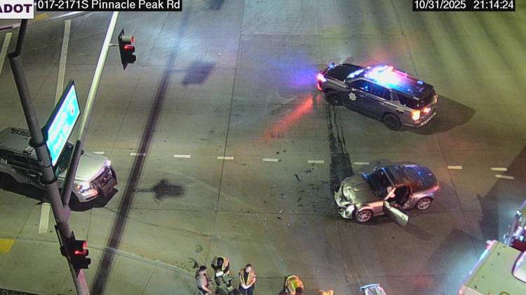DPS involved in Phoenix crash